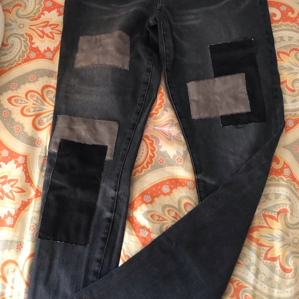 ABERCROMBIE patched jeans